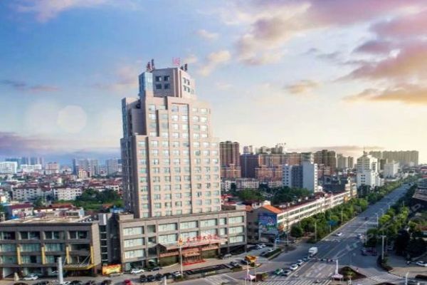Tianxiachan Hotel (Huanggang)